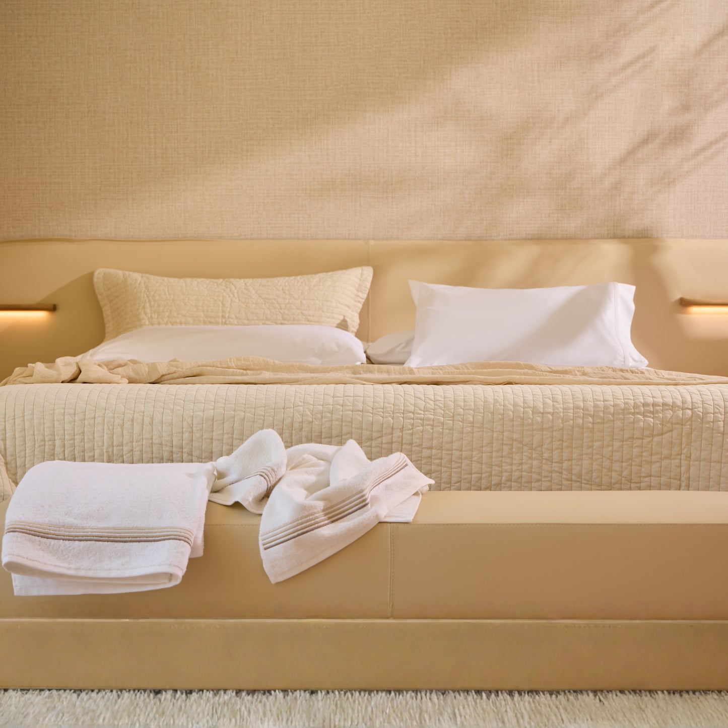 PACK DE TOALLAS BORDADAS MISTY (PACK DE 3) - Beige