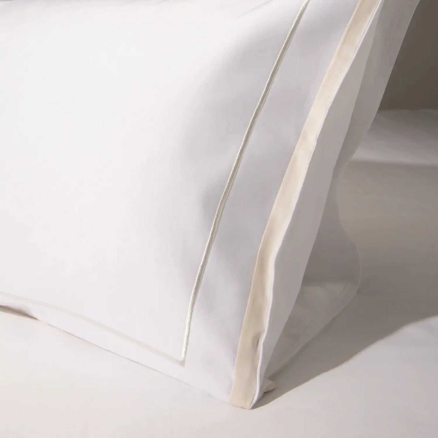 Housse d'oreiller en satin HEAVEN 800 fils