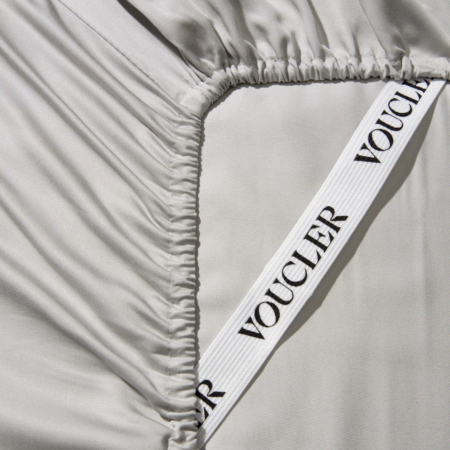 Lençol de cama com elástico da Voucler