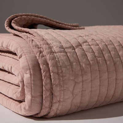 AURORA SATEEN QUILT