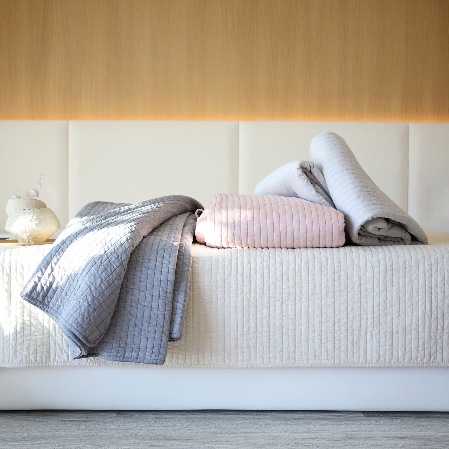 COUVRE-LIT EN SATIN AURORA