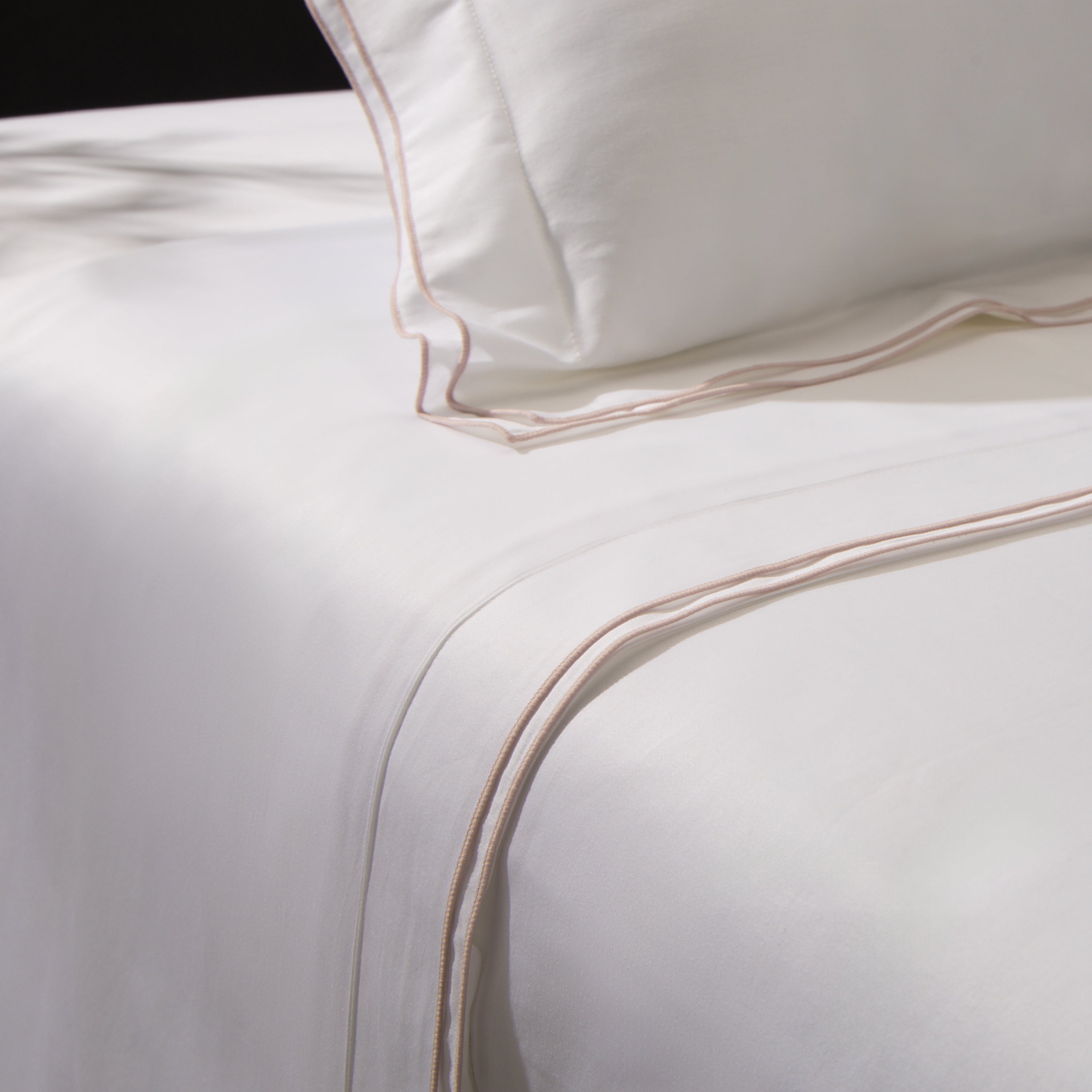 BLISS 300 THREAD COUNT SATEEN FLAT SHEET