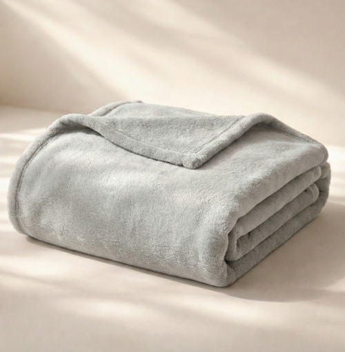 WARM ESSENCE BLANKET