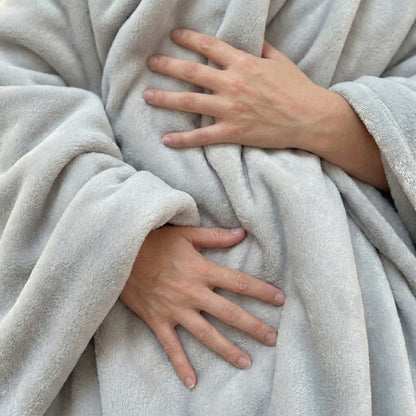 WARM ESSENCE BLANKET