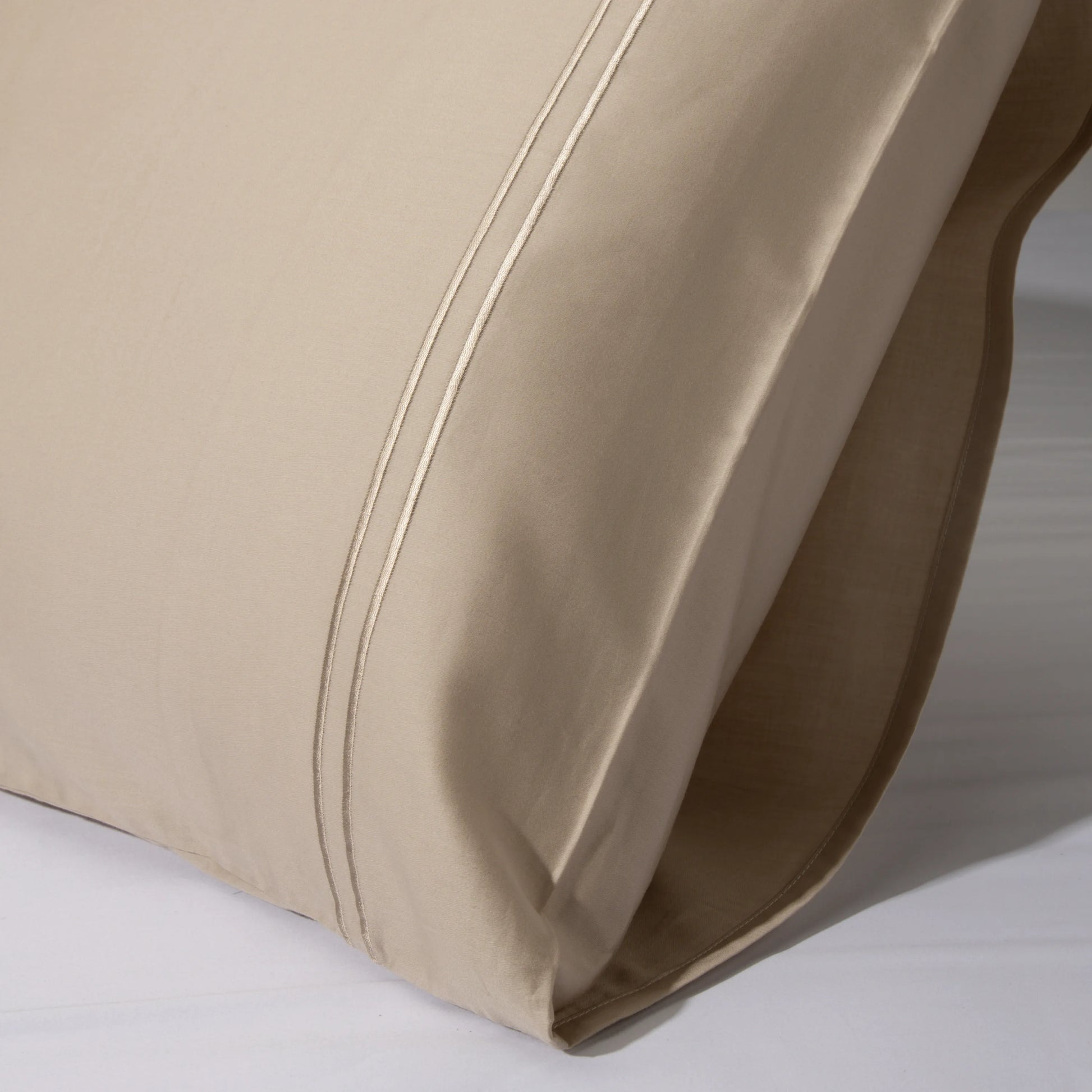 Dream Sateen Pillowcase by Voucler