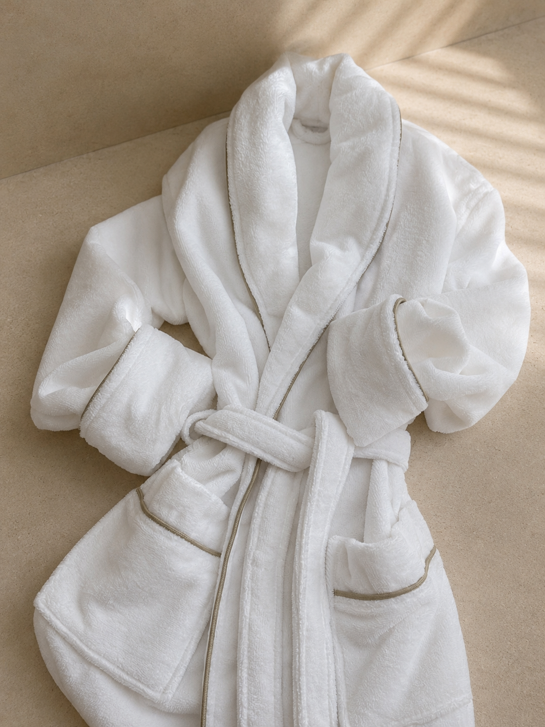 Embrace Velvety Bathrobe Beige Piping detail by Voucler