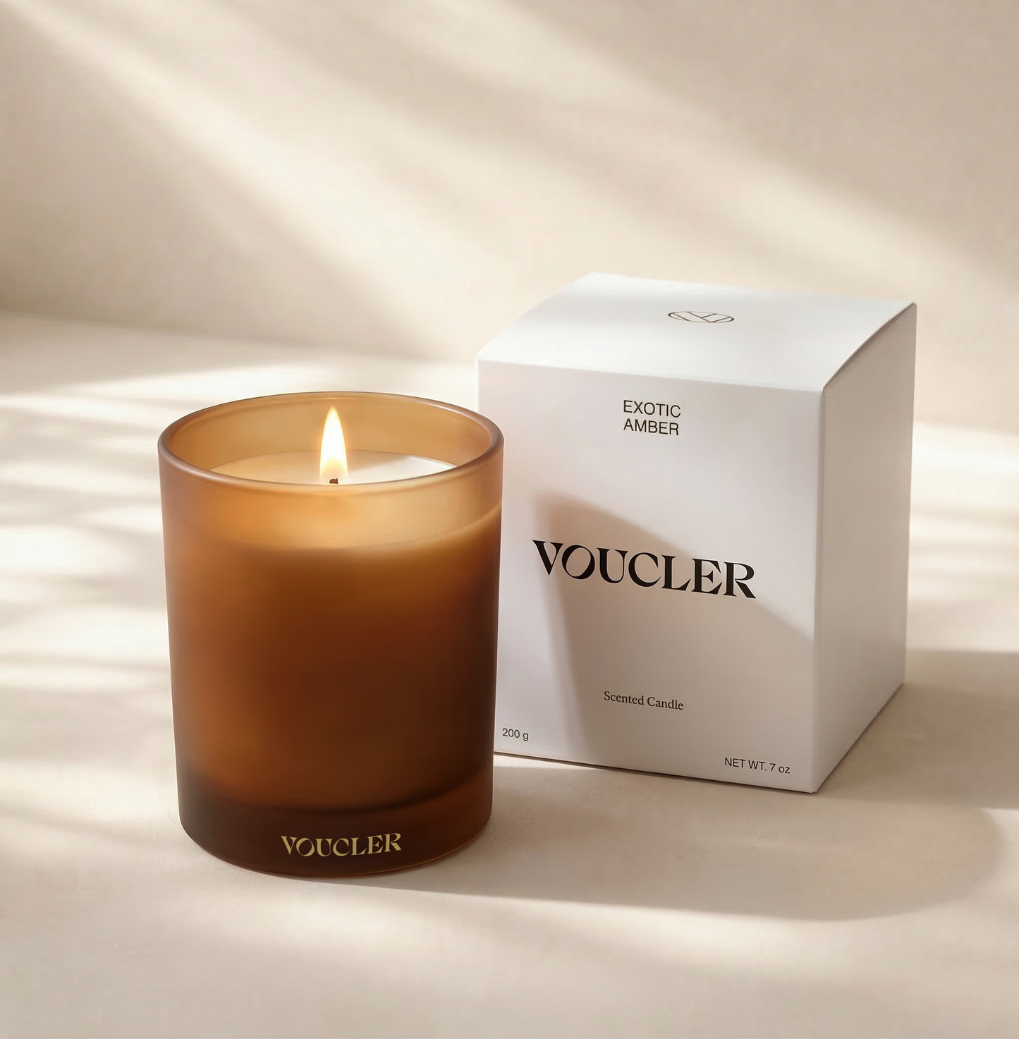 EXOTIC AMBER SCENTED CANDLE