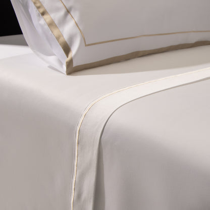 JUEGO DE SÁBANAS HEAVEN SATÉN RIBETE BEIGE 