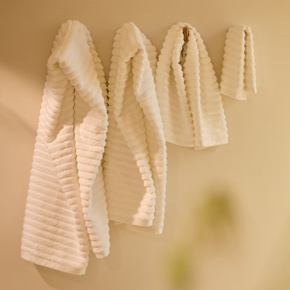 Serviette de bain en coton côtelé Meadow