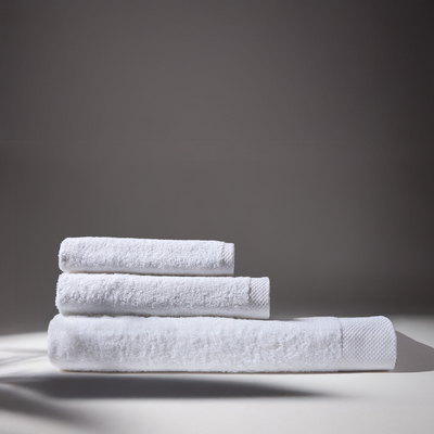Set of 3 Oasis Super Soft White Towels