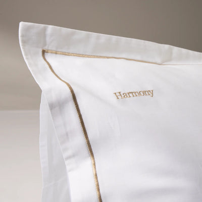 Travesseiros com capa da Voucler