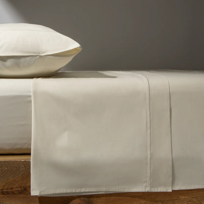 Lençol de cama na cor neutra da Voucler