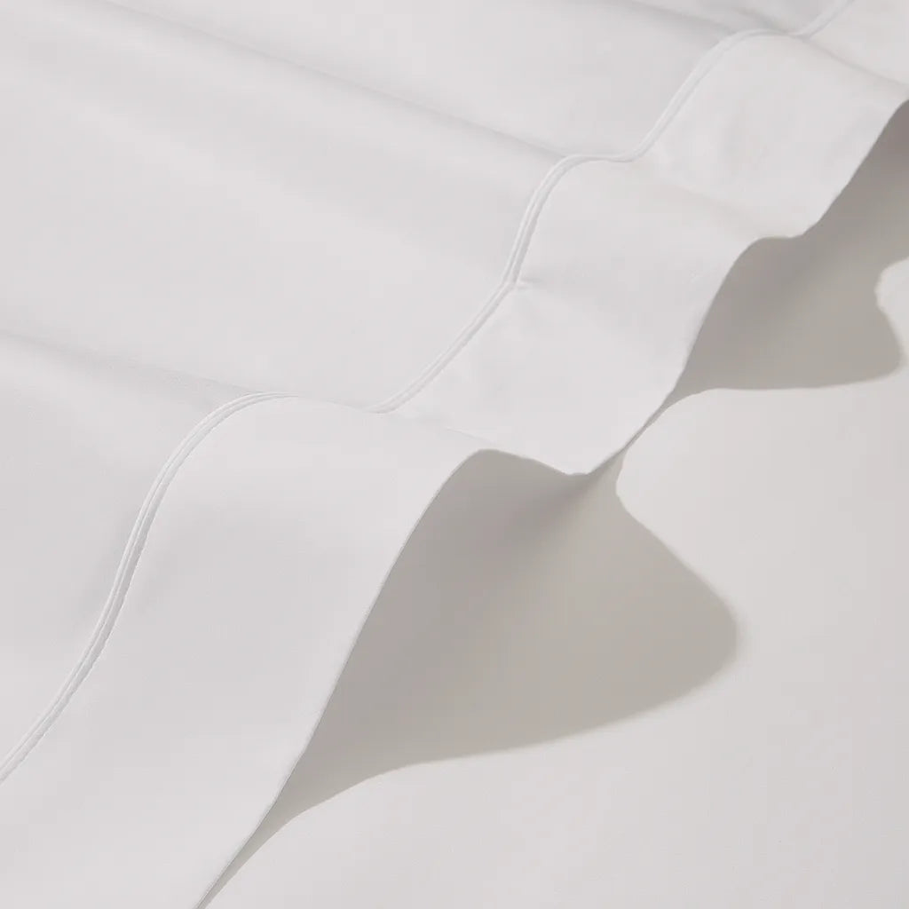 Lençol de cama branco da Voucler