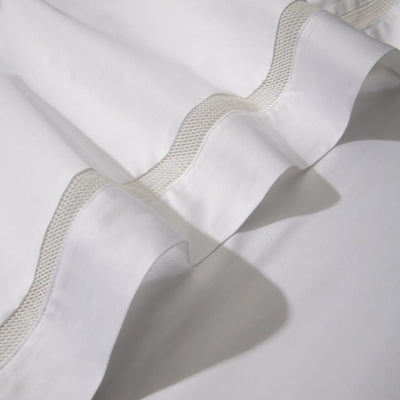 Lençol de cama na cor branca da Voucler