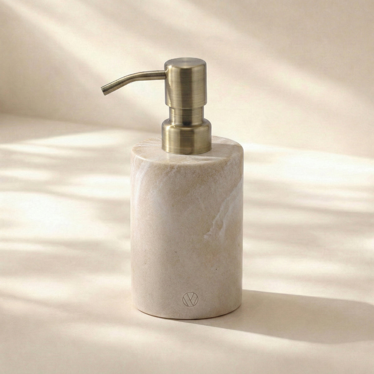 SEIFENSPENDER STONE ESSENCE