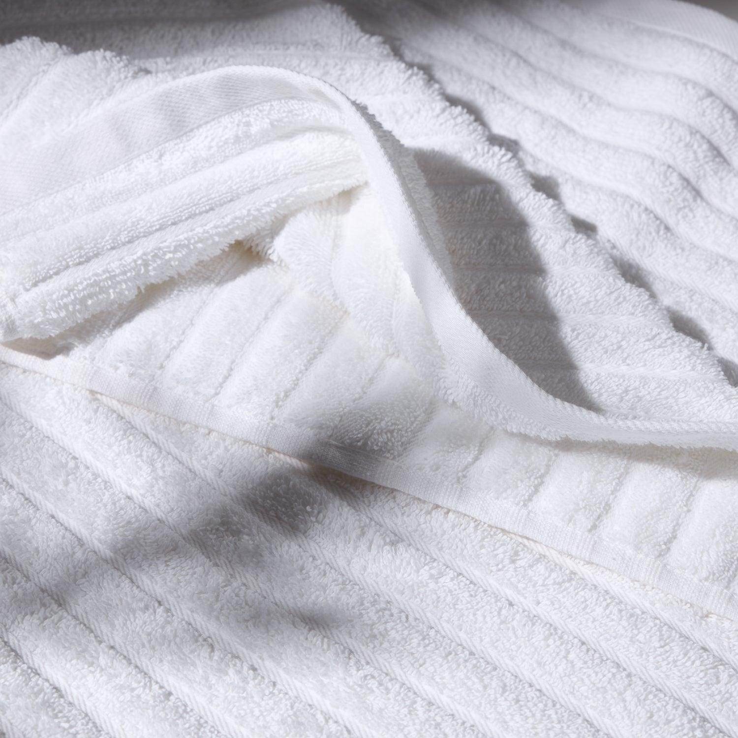 Of Cotton Towels Meadow (bundle Of 3) - White detail by Voucler